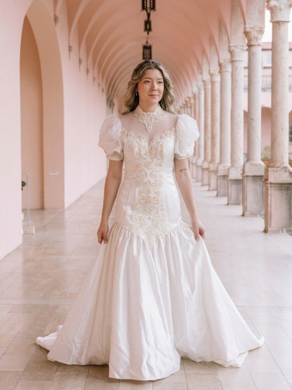 Vintage Ivory Satin Lace-Embellished Puff Sleeve Bridal Gown by SanMartin Small
